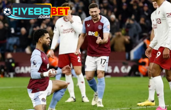 Aston Villa sẽ cần bán các cầu thủ để làm mới đội hình